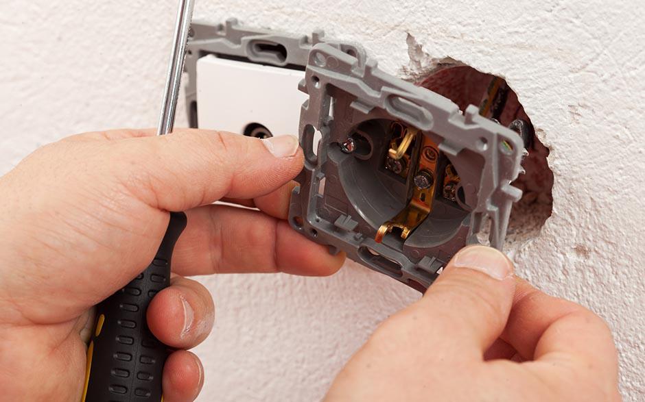 recherche électricien bâtiment Clichy